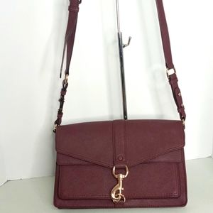 Rebecca Minkoff -Hudson Moto Saffiano Leather Leather Shoulder Bag - Burgundy
